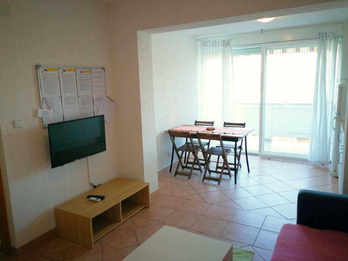 Family Friendly Apartments Island Rab Kampor Luaran gambar